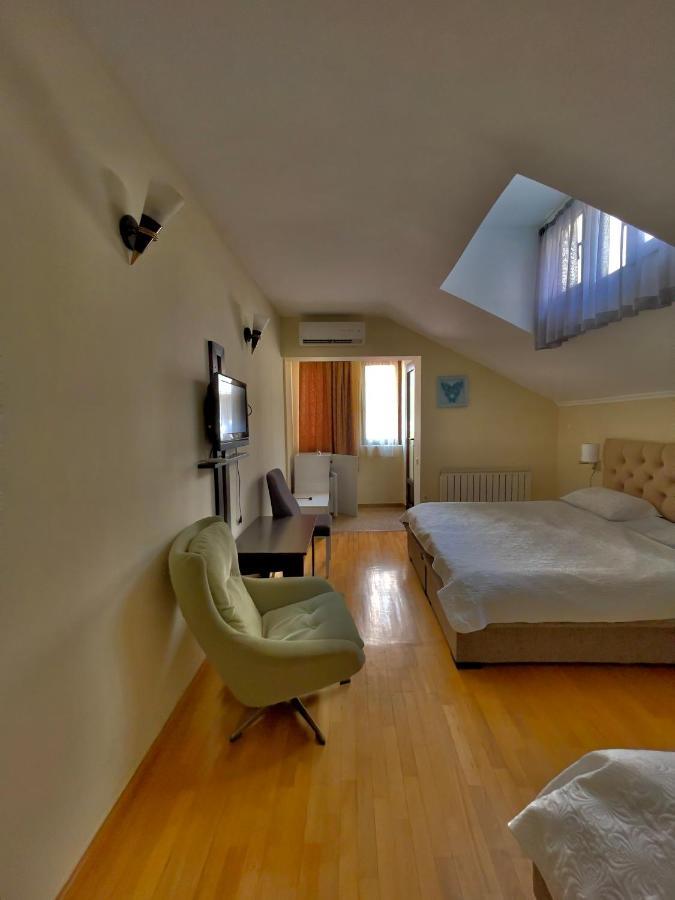 Luxors Garden Hotell Batumi Eksteriør bilde