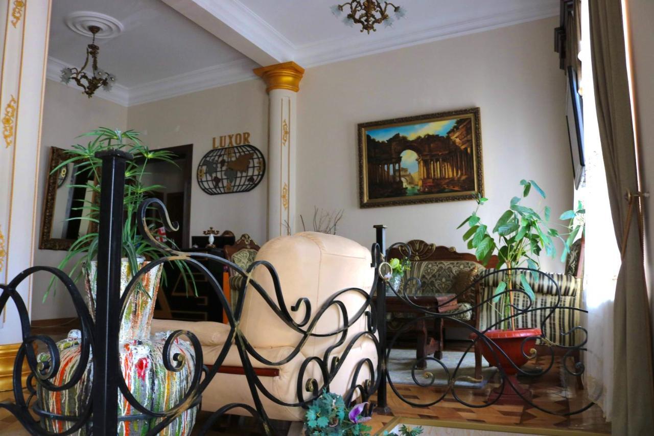 Luxors Garden Hotell Batumi Eksteriør bilde